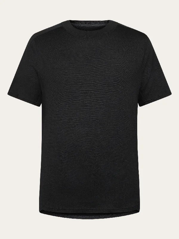 Men's Shirts with Moisture-Wicking FabricCleaver Wool 175 Single constructed t-shirt - RWS - Black Jet Men's Shirts with Moisture-Wicking FabricCleaver Wool 175 Single constructed t-shirt - RWS - Black Jet