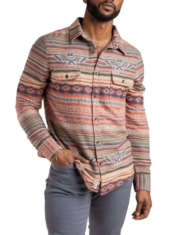 Men's Monochrome Shirts for a Minimalist VibeBoquillas Shirt In Thunderbird