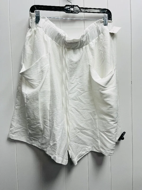 Easy-Care Men's Machine-Washable ShortsShorts By emery rose In White, Size: 3x