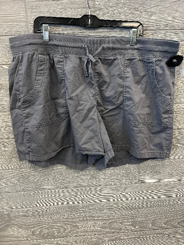 Short-Inseam Men's Dress and Chino ShortsShorts By Evri In Grey, Size: 20w