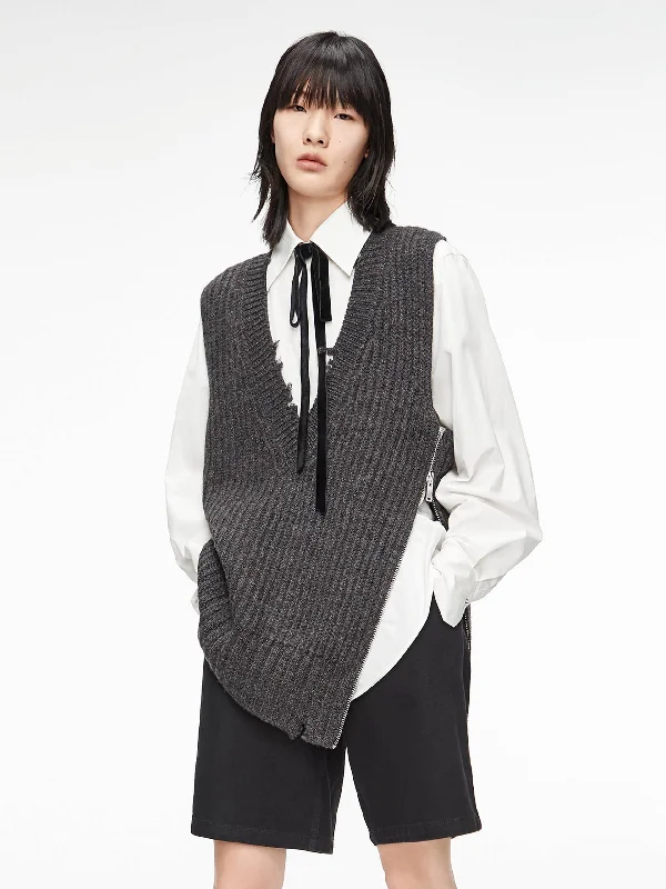 Versatile Men's Zip-Up SweatersFrayed V-Neck Wool Knit Vest
