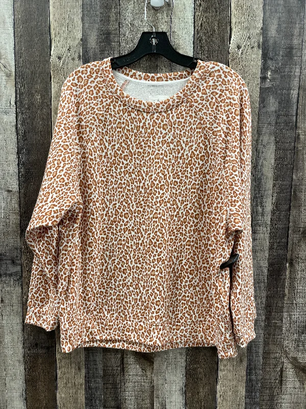 Modern Men's Tech HoodiesSweatshirt Crewneck By Lou And Grey In Animal Print, Size: S Modern Men's Tech HoodiesSweatshirt Crewneck By Lou And Grey In Animal Print, Size: S