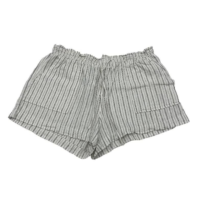 Men's Casual Short-Length Chino PantsCREAM SHORTS by TIME AND TRU Size:XL