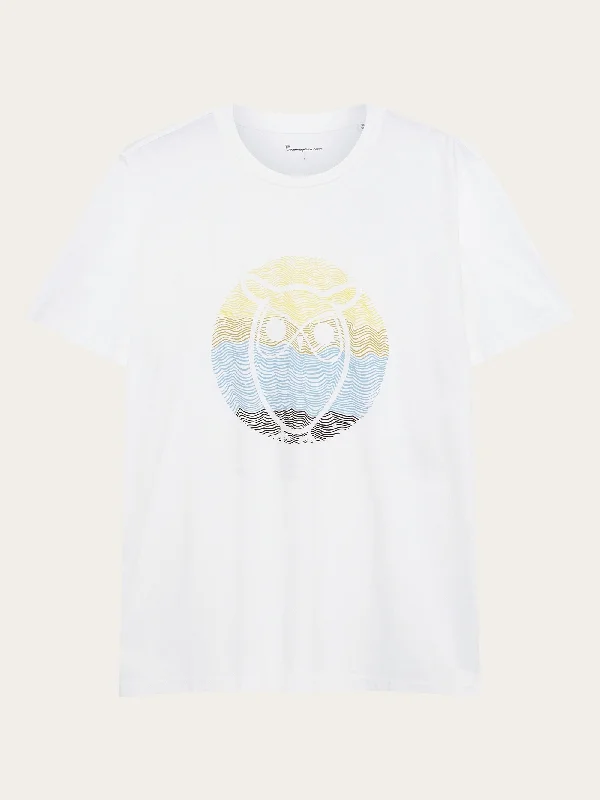 Men's Tailored Shirts for a Professional AppearanceRegular circled owl printed t-shirt - GOTS/Vegan - Bright White Men's Tailored Shirts for a Professional AppearanceRegular circled owl printed t-shirt - GOTS/Vegan - Bright White