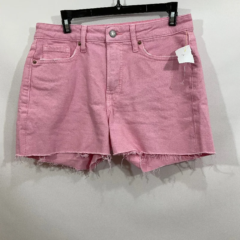 Stylish and Functional Men's Pattern ShortsSHORTS by OLD NAVY In PINK, Size: 4