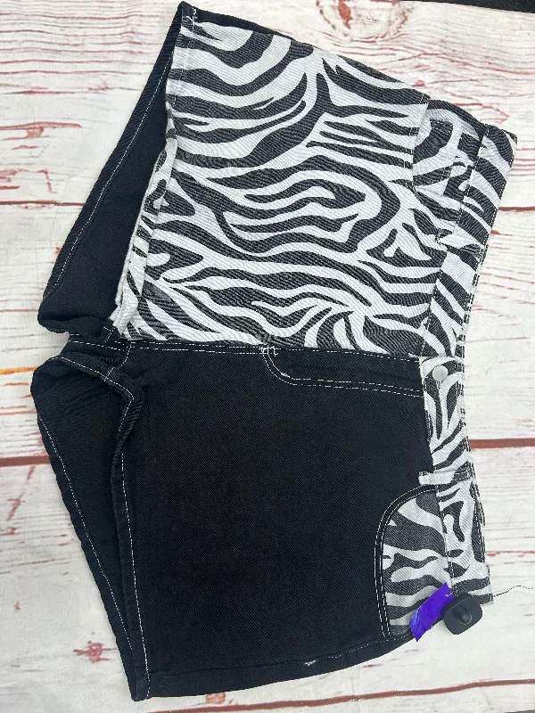 Outdoor Men's Adventure ShortsShorts By Shein In Black White, Size: 3x