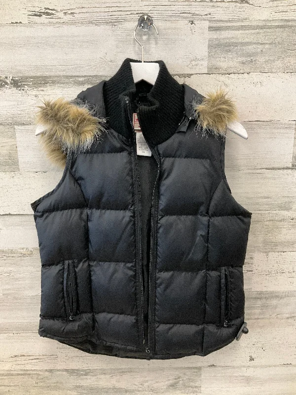 Men's Coats with PocketsVest Puffer & Quilted By Guess In Black, Size: L