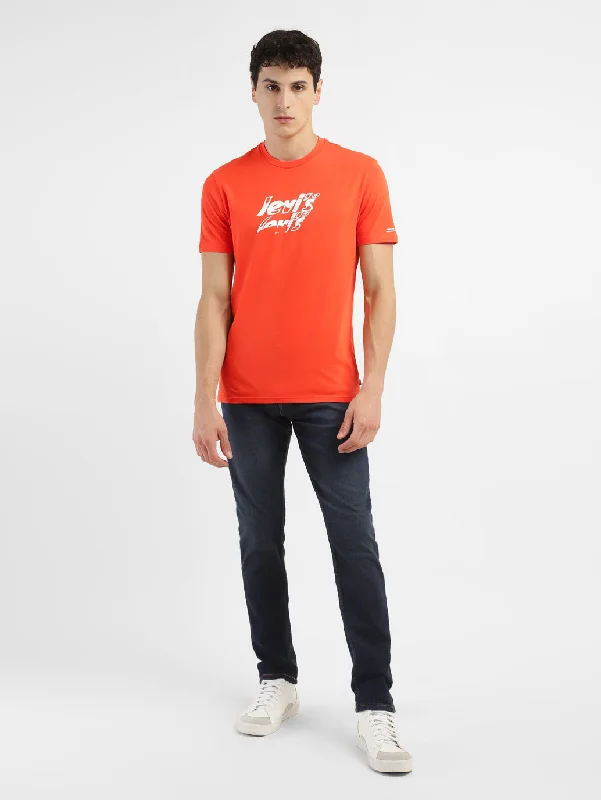 Men's Shirts with Moisture-Wicking FabricMen's Brand Logo Relaxed Fit T-shirt