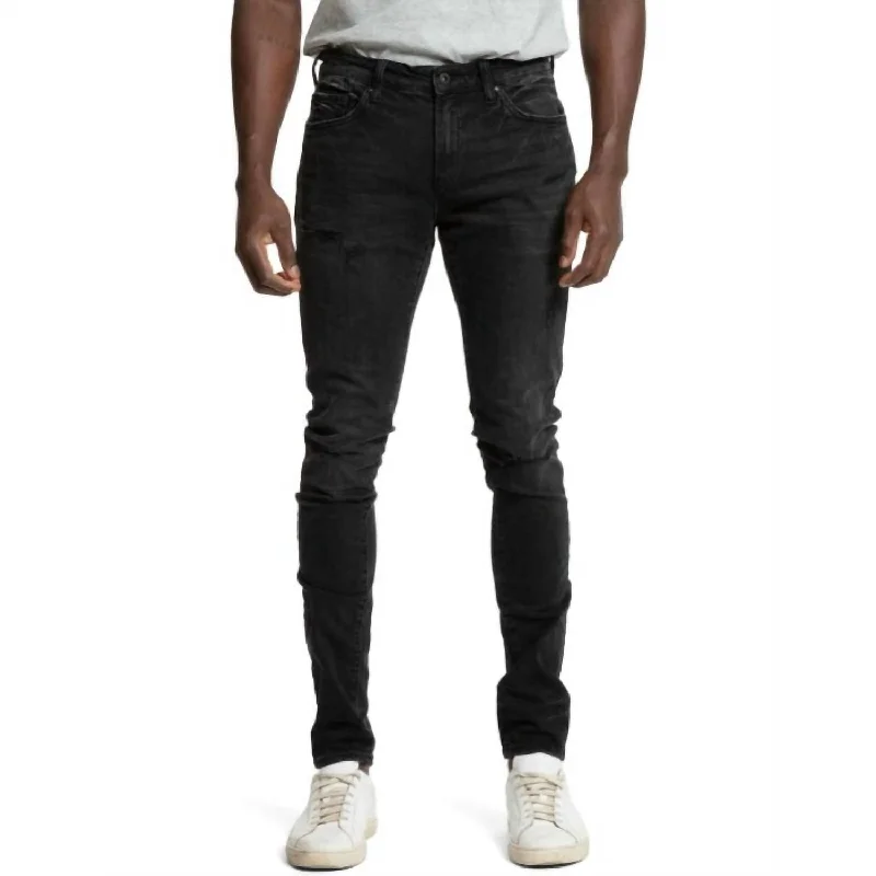 Men's Jeans with RipsMen's Cayenne Stallion Jeans In Black