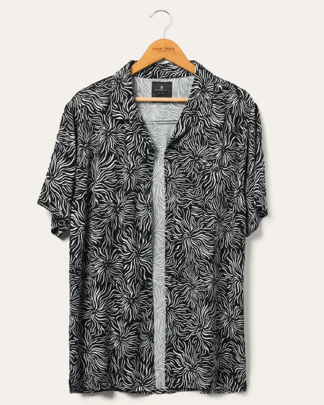 Men's Rugby Shirts for a Sporty LookAustin One Pocket Camp Shirt