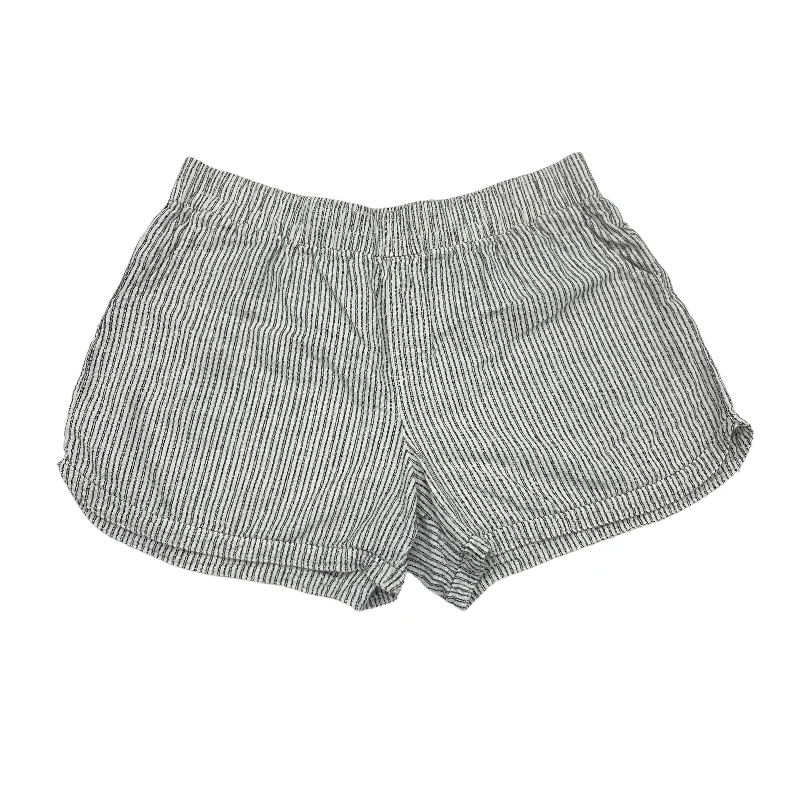 High-Performance Men's Athletic ShortsGREY & WHITE SHORTS by MAURICES Size:XL