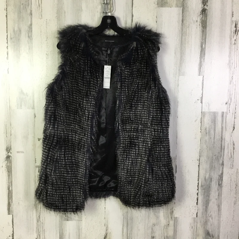 Men's Coats for Skinny MenVest Faux Fur & Sherpa By White House Black Market In Black & Blue, Size:M