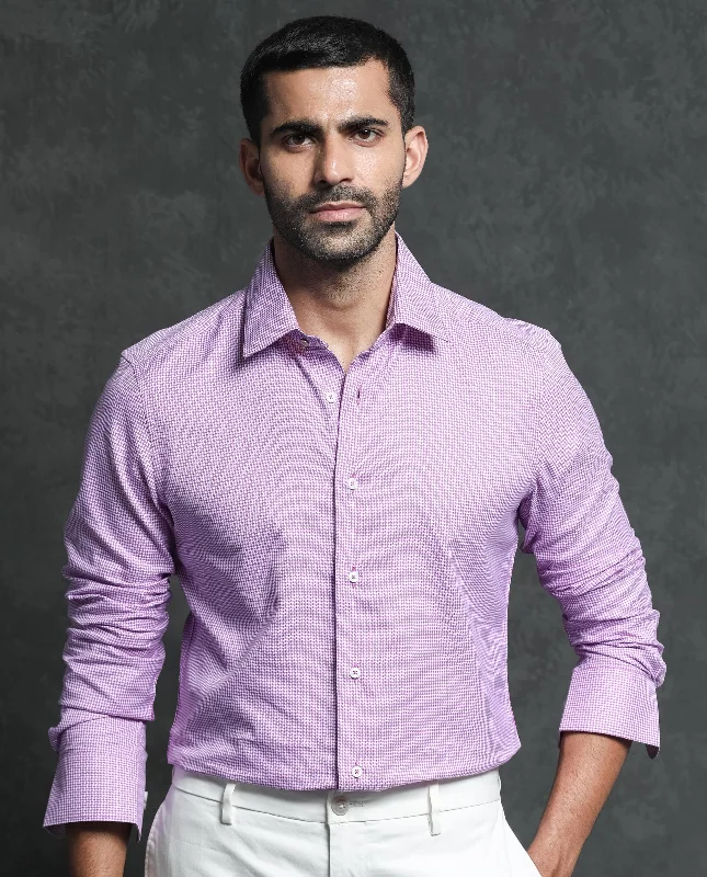 Men's Spread-Collar Shirts for a Bold StatementRare Rabbit Men's Genium Pink Shirt Cotton Fabric Full Sleeves Houndstooth Shirt Men's Spread-Collar Shirts for a Bold StatementRare Rabbit Men's Genium Pink Shirt Cotton Fabric Full Sleeves Houndstooth Shirt