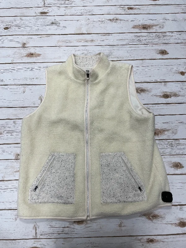 Men's Coats with Relaxed FitsVest Faux Fur & Sherpa By Talbots In Cream, Size: 2x