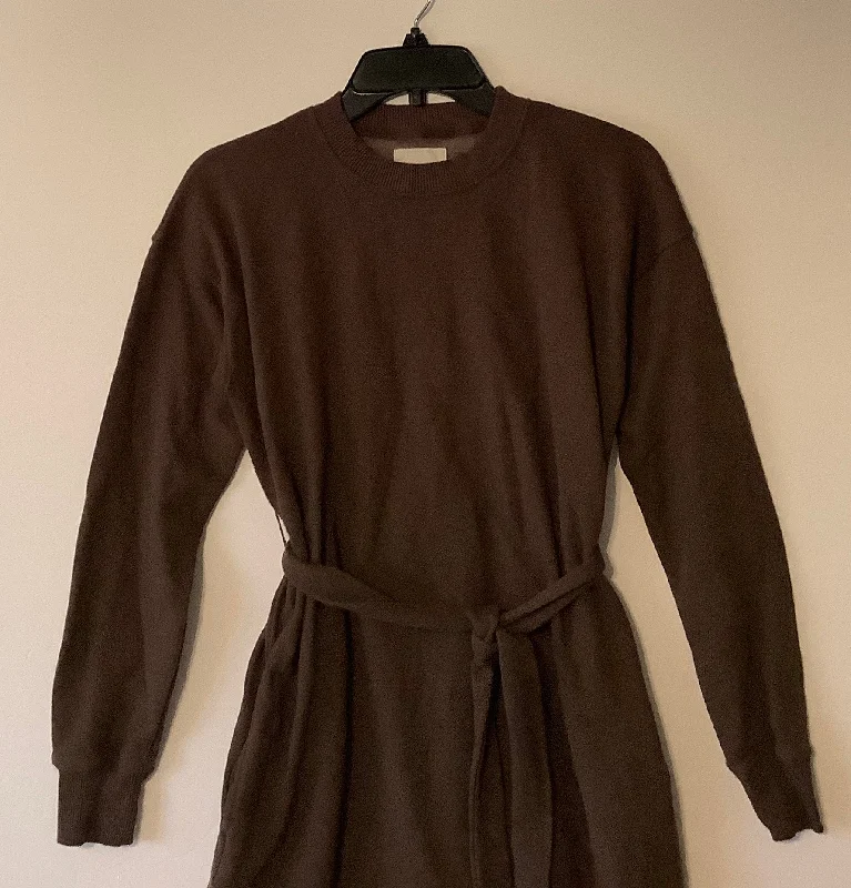Men's Hoodies with Asymmetric ZippersSweatshirt Collar By American Eagle In Brown, Size: Xxs Men's Hoodies with Asymmetric ZippersSweatshirt Collar By American Eagle In Brown, Size: Xxs