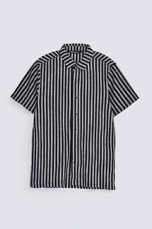 Men's Shirts with Pocket SquaresTEXTURED STRIPED BUTTON DOWN POLO
