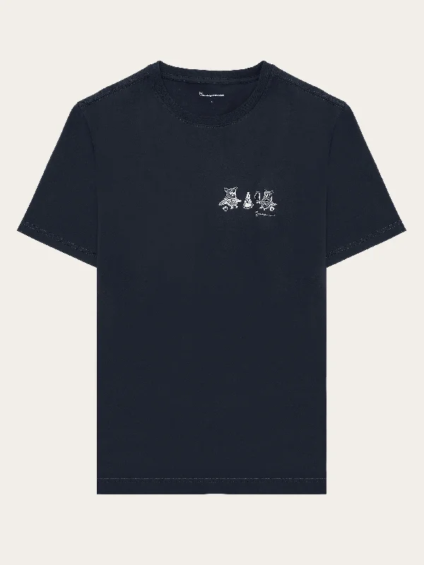 Men's Shirts with Adjustable CuffsRegular fit owl trip chest print t-shirt - Regenerative Organic Certified® - GOTS/Vegan - Night Sky Men's Shirts with Adjustable CuffsRegular fit owl trip chest print t-shirt - Regenerative Organic Certified® - GOTS/Vegan - Night Sky