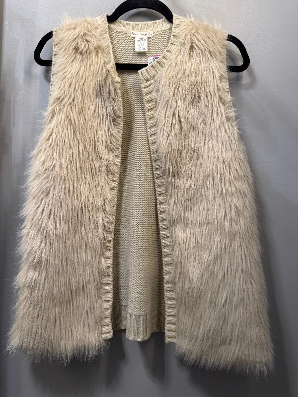 Men's Coats for Rainy WeatherVest Faux Fur & Sherpa By Love On A Hanger In Cream, Size: S Men's Coats for Rainy WeatherVest Faux Fur & Sherpa By Love On A Hanger In Cream, Size: S