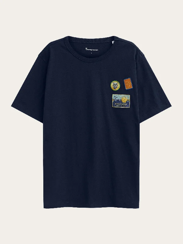 Men's Shirts with Mock NecksRegular short sleeve heavy single embr badge look at chest t-shirt - GOTS/Vegan - Night Sky