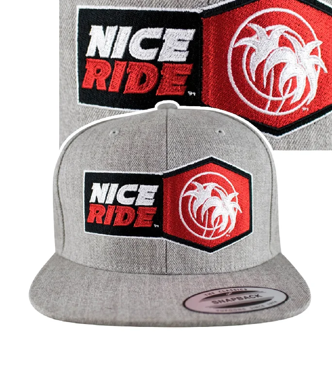 Beach Bucket Caps"Socket Flatbill Snapback Hat