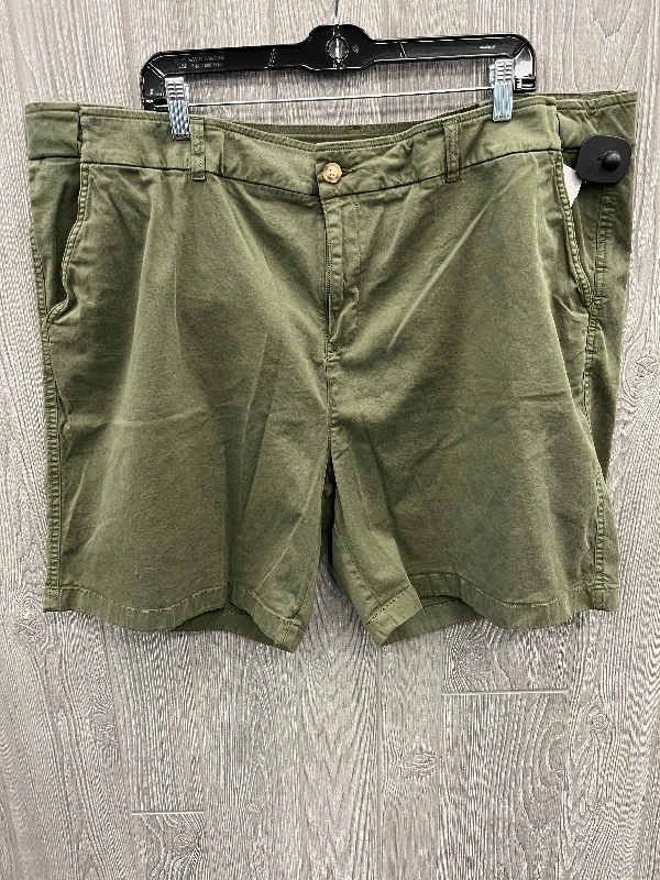 Stylish and Functional Men's Pattern ShortsShorts By Coldwater Creek In Green, Size: 24w