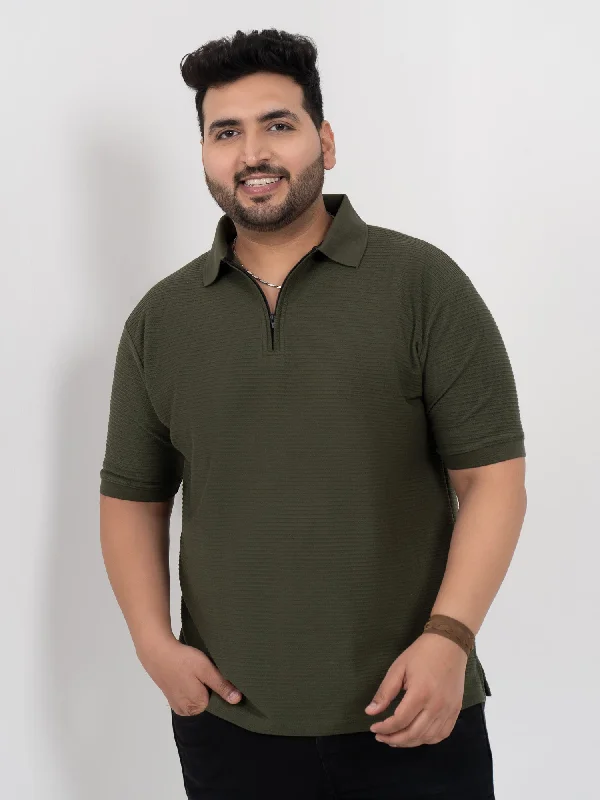Men's Shirts with Ruffled HemlinesOlive Interlock Zipper Knitted Polo T-shirt