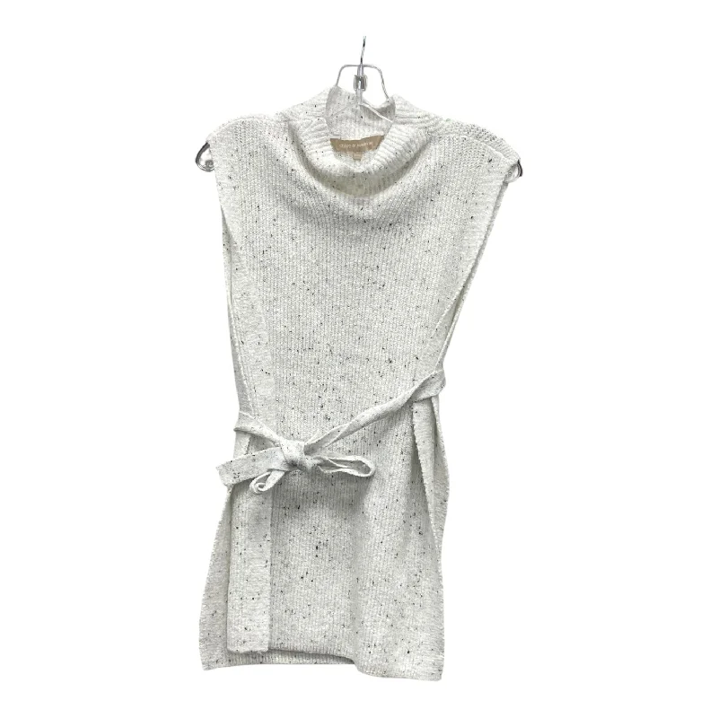 Winter-Ready Men's CoatsVest Sweater By Chloe & Jasmine  In White, Size:S