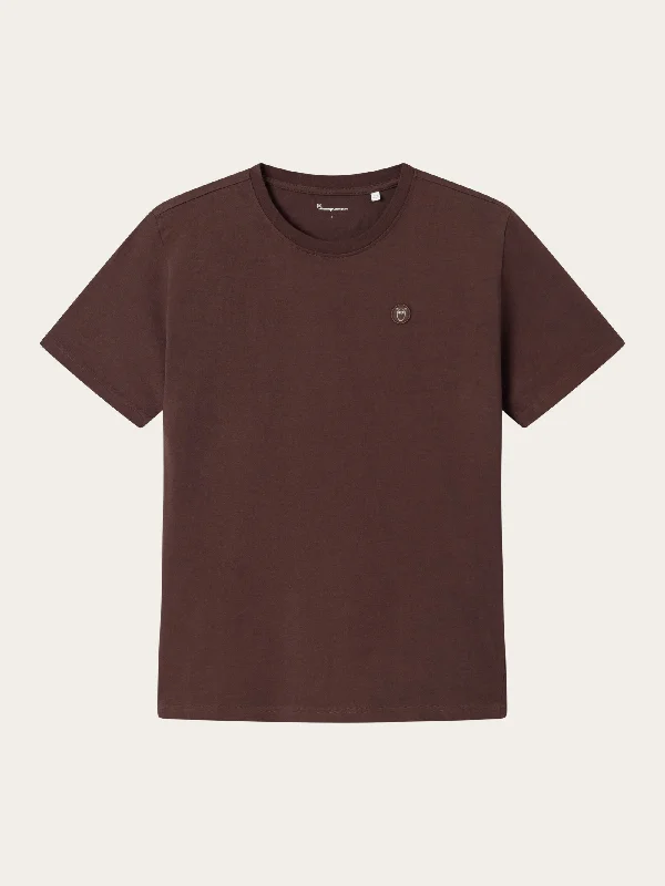 Men's Shirts for FishingRegular fit Badge t-shirt - Deep Mahogany