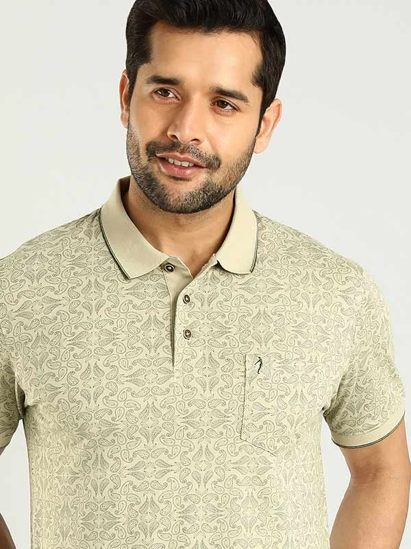 Men's Shirts with Scoop NecksMen Printed Polo T-Shirt