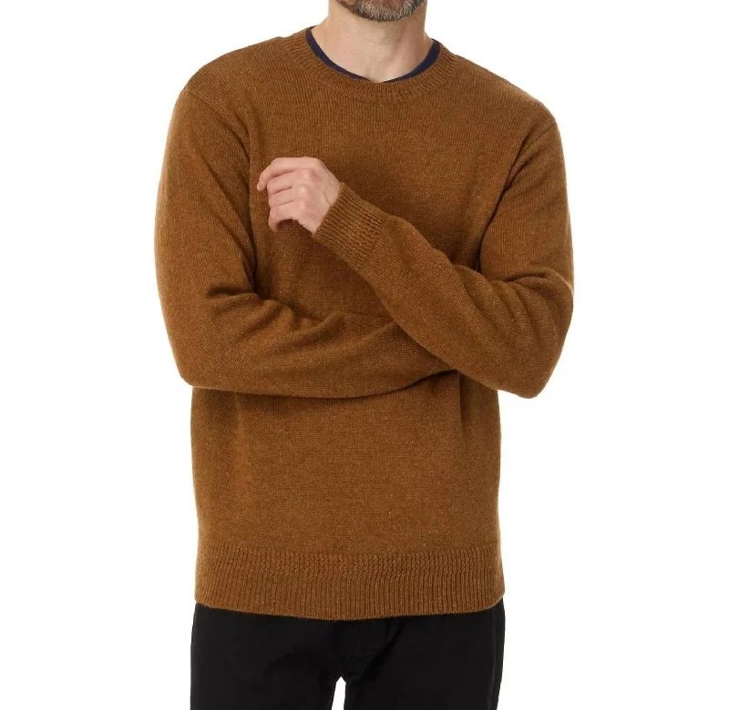 Men's Sweaters in Neutral ColorsShetland Wool Crewneck Sweater In Carmel Heather